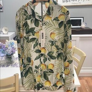 🆕❤️ Ochenta Lemon Leaf Print Shirt